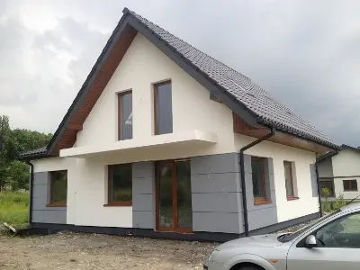 Alicja — realizacje 1