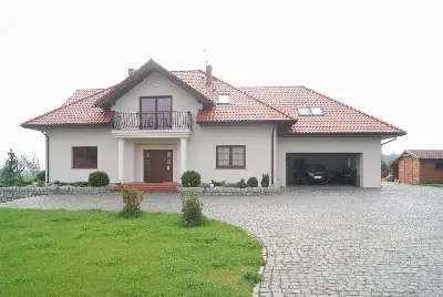 Benedykt 5 — realizacje 1