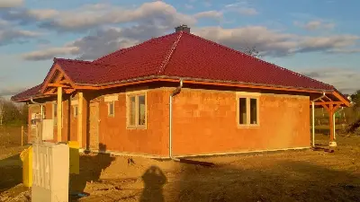 Cztery Kąty 2 — realizacje 32
