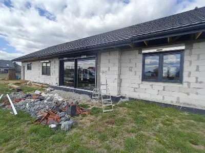 Dom na Szerokiej 2 — realizacje 2