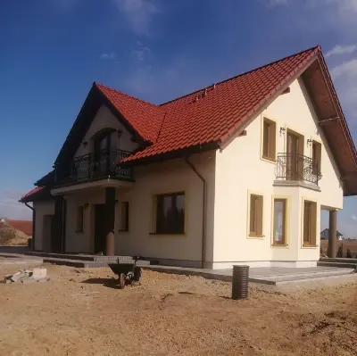Julka 4 — realizacje 19