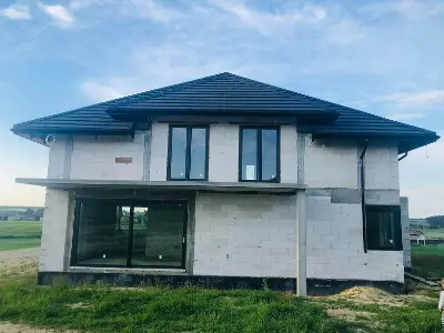 Oszust — realizacje 3