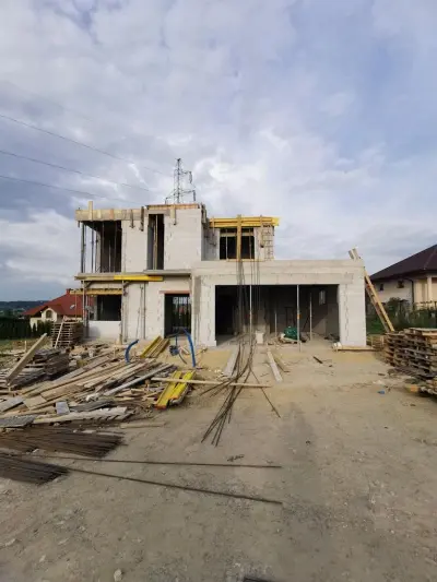 Qubik 4 — realizacje 5