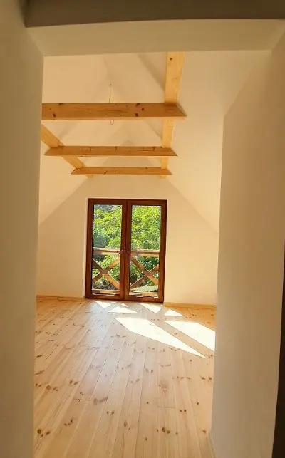 Szarejka — realizacje 42