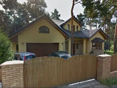 Zacisze — realizacje 30